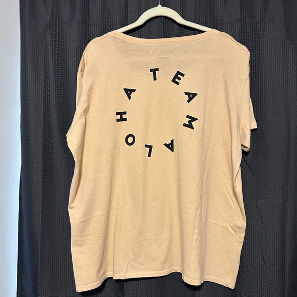 NEW Guava Shop Team Aloha Hawaiian Boutique XXL Tan Pocket T-shirt - Picture 6 of 9